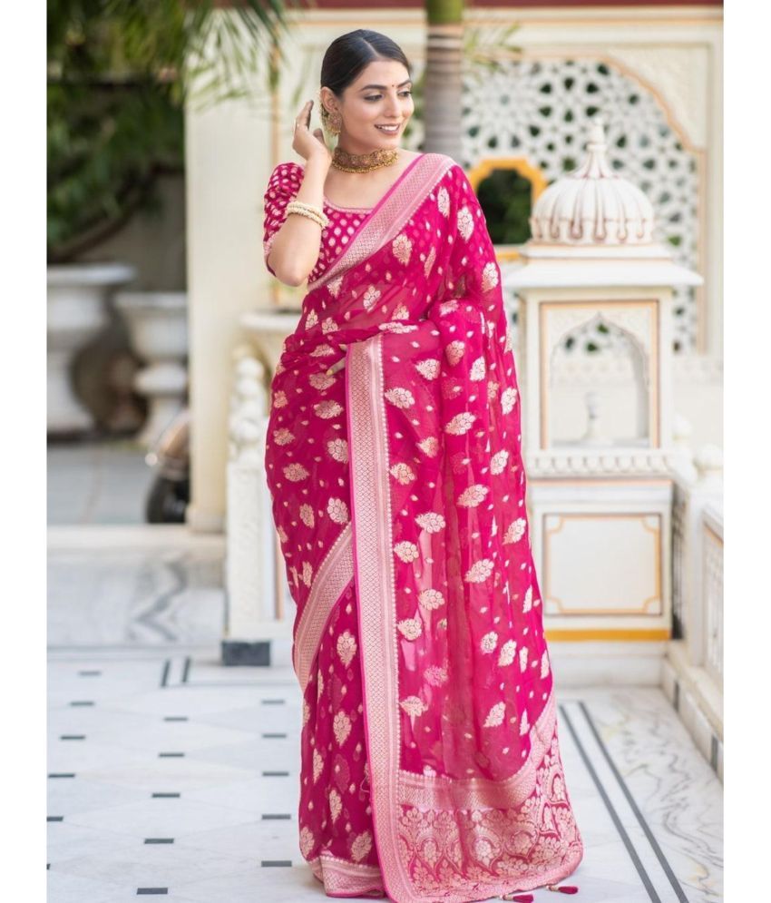     			Aadvika Banarasi Silk Printed Saree With Blouse Piece - Pink ( Pack of 1 )