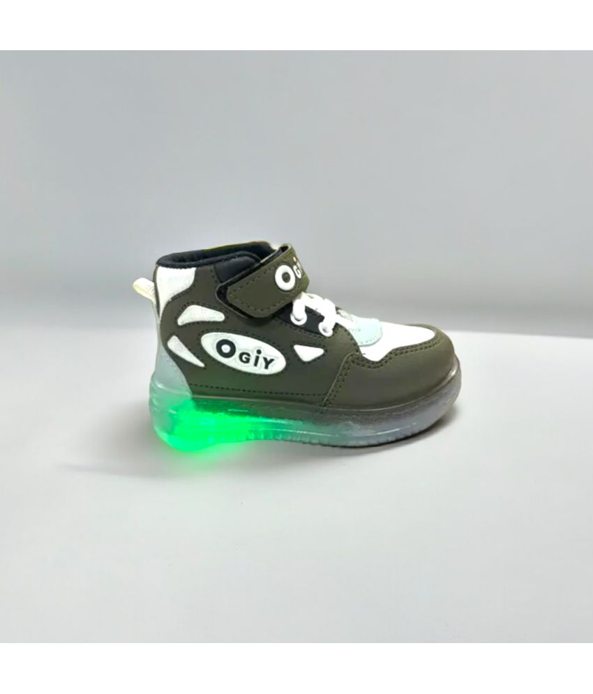     			GLOBIN - Green Boy's LED Shoes ( 1 Pair )