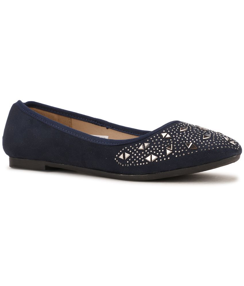     			Bata Navy Women's Casual Ballerinas