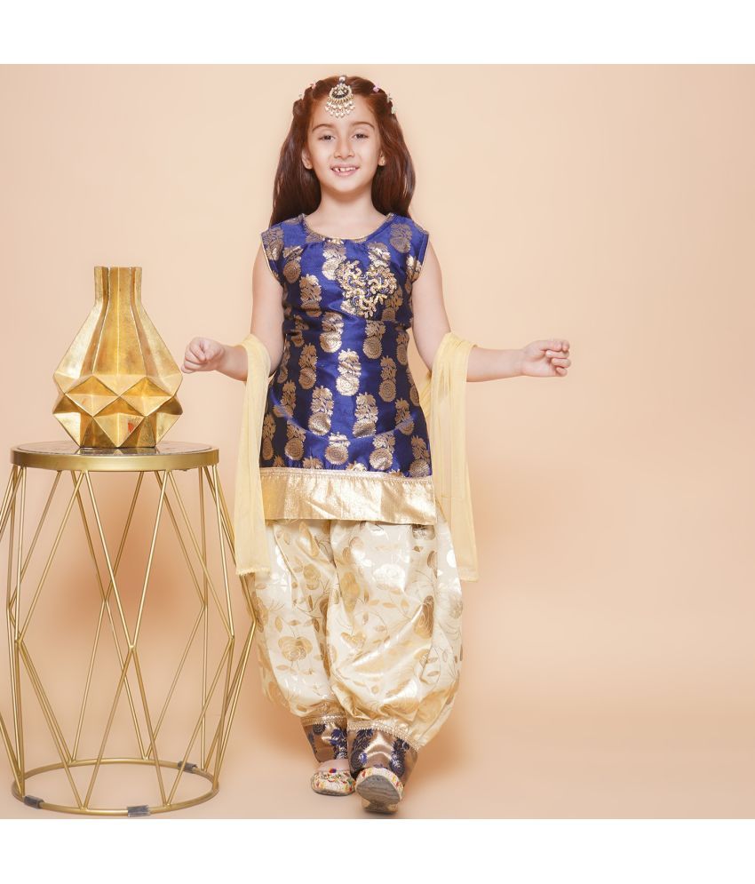     			Arshia Fashions Blue Silk Blend Girls Salwar Kameez Set ( Pack of 1 )