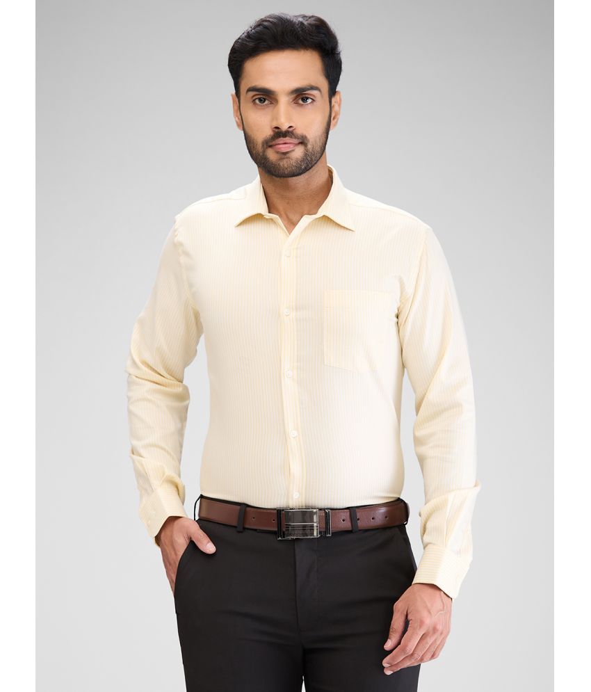     			Park Avenue Cotton Slim Fit Full Sleeves Men's Formal Shirt - Yellow ( Pack of 1 )