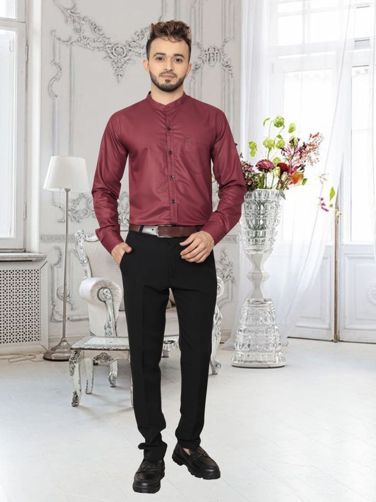     			Fashionfricks Cotton Blend Regular Fit Solids Full Sleeves Men's Casual Shirt - Maroon ( Pack of 1 )