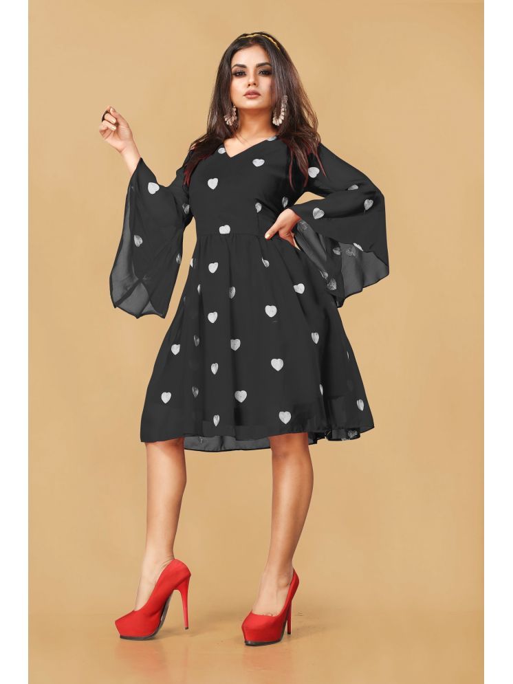     			Aika Georgette Printed Knee Length Women's Fit & Flare Dress - Black ( Pack of 1 )