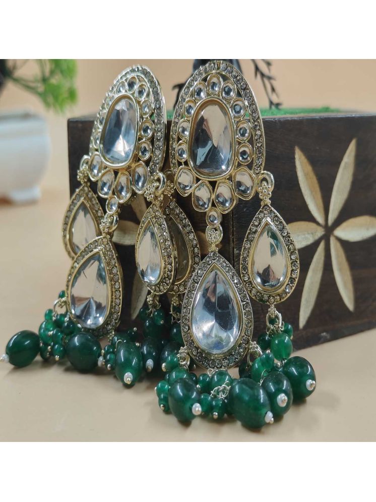     			Jiyanshi fashion Green Chandbalis Earrings ( Pack of 1 )