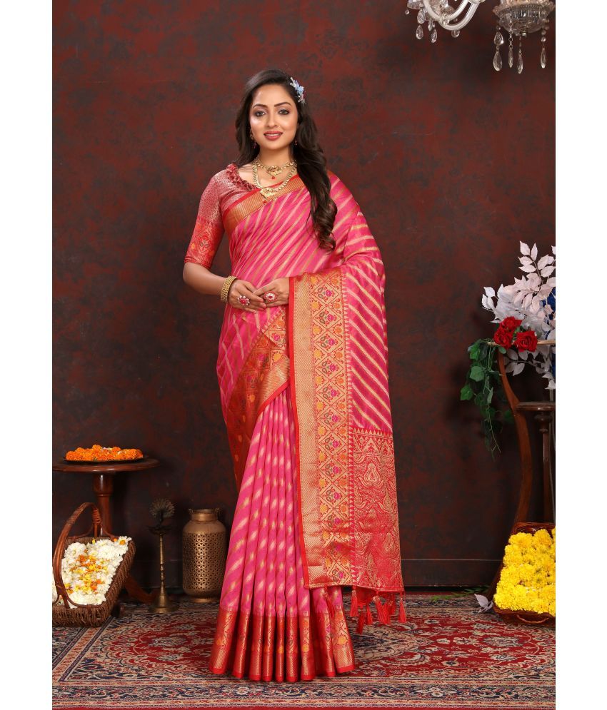     			OFLINE SELCTION Silk Blend Woven Saree With Blouse Piece - Rani ( Pack of 1 )