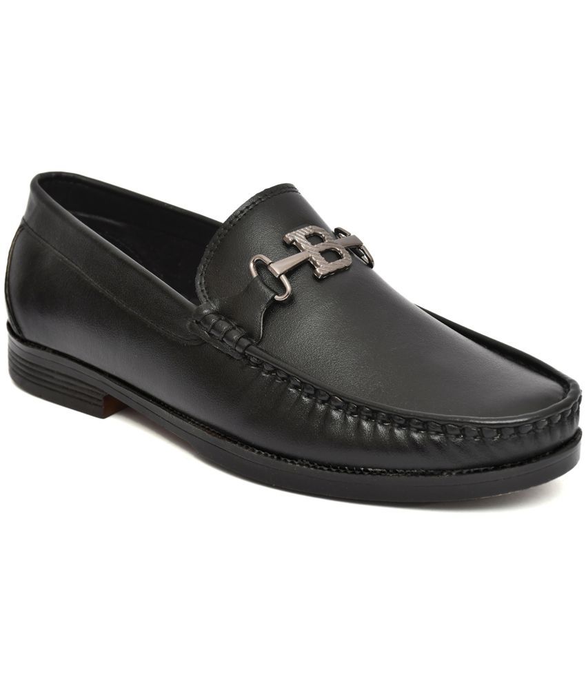     			HiDa Black Men's Slip on