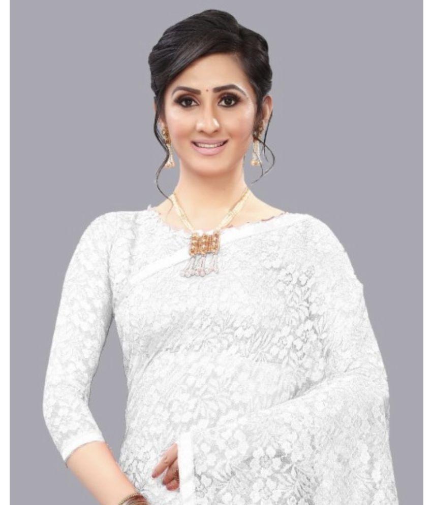     			Saadhvi Net Cut Outs Saree With Blouse Piece - White ( Pack of 1 )