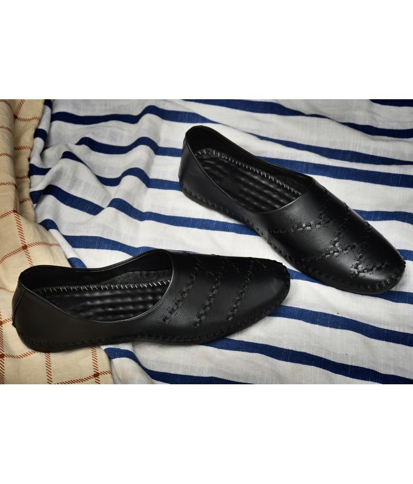     			Equila Black Men's Espadrille