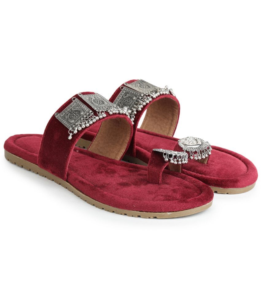     			Fabbmate Maroon Women's Flats