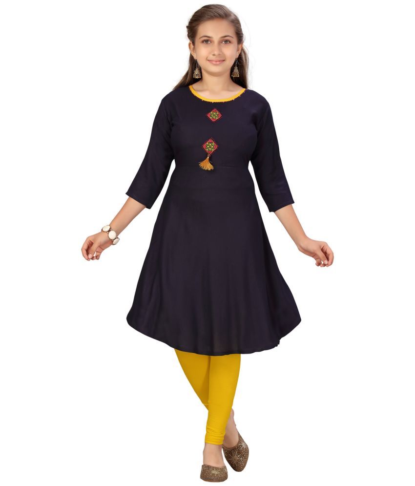     			Aarika Navy Blue Cotton Girls Kurti ( Pack of 1 )