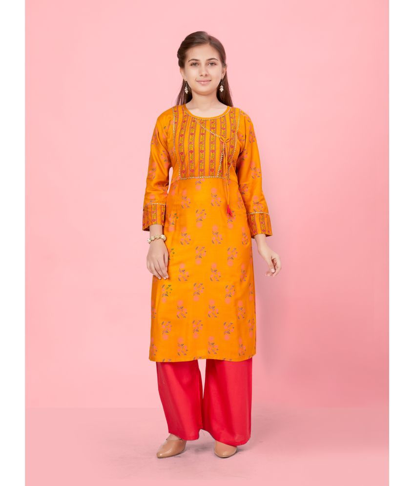     			Aarika Yellow Cotton Girls Kurti ( Pack of 1 )