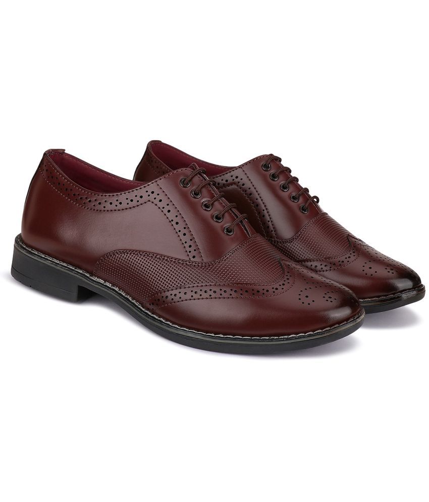     			Bersache Brown Men's Brogue Formal Shoes