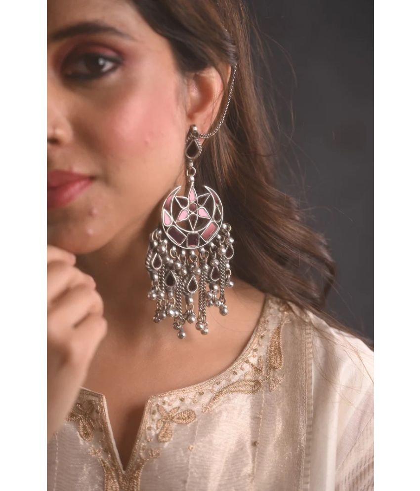     			Samridhi DC Silver Drop Earrings ( Pack of 1 )