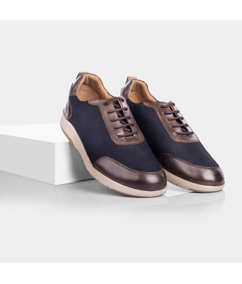     			LA MARCA Navy Men's Lifestyle Shoes