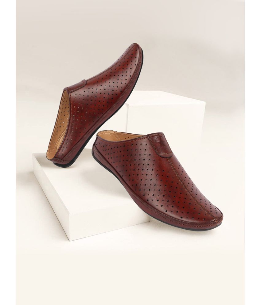     			Fausto Maroon Men's Jutti