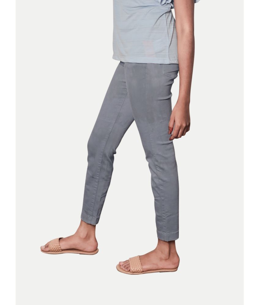     			Radprix Grey Cotton Regular Women's Chinos ( Pack of 1 )