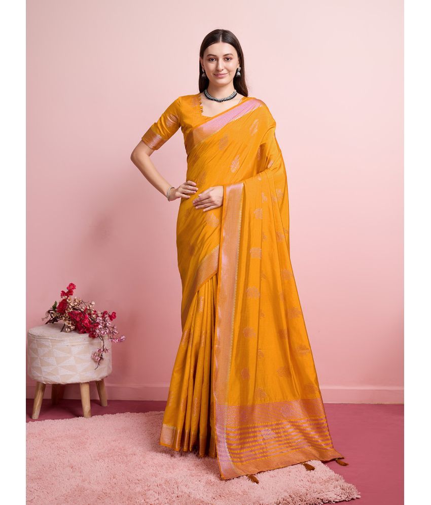     			Doi Moi Silk Woven Saree With Blouse Piece - Mustard ( Pack of 1 )