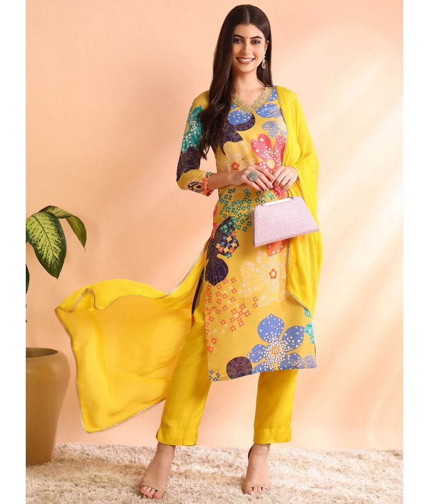     			Vaamsi Cotton Blend Printed Kurti With Pants Women's Stitched Salwar Suit - Yellow ( Pack of 1 )