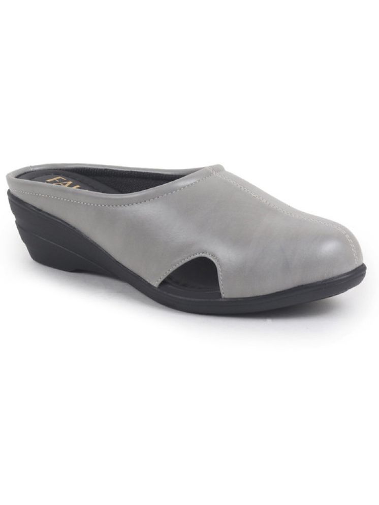     			Fausto Gray Women's Formal Ballerinas