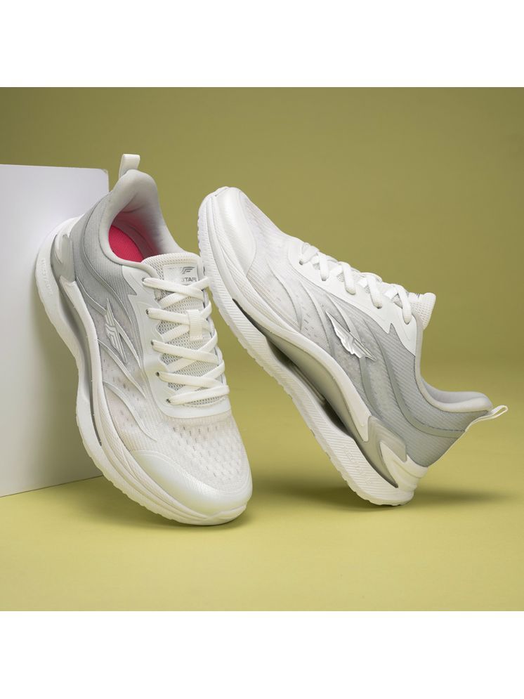     			Red Tape - White Women's Running Shoes