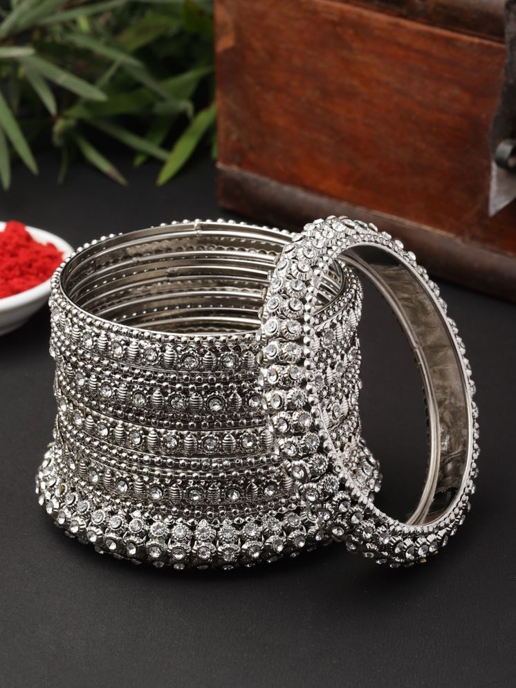     			Zeneme Silver Bangle Set ( Pack of 1 )