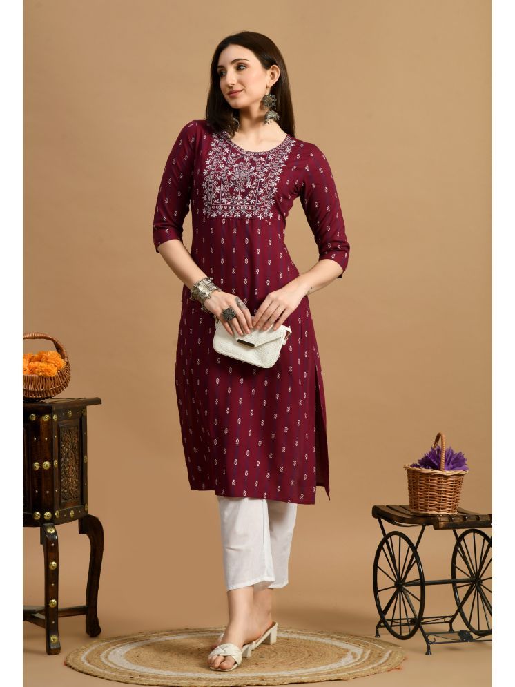     			GlowWorld Viscose Blend Embroidered Straight Women's Kurti - Maroon ( Pack of 1 )