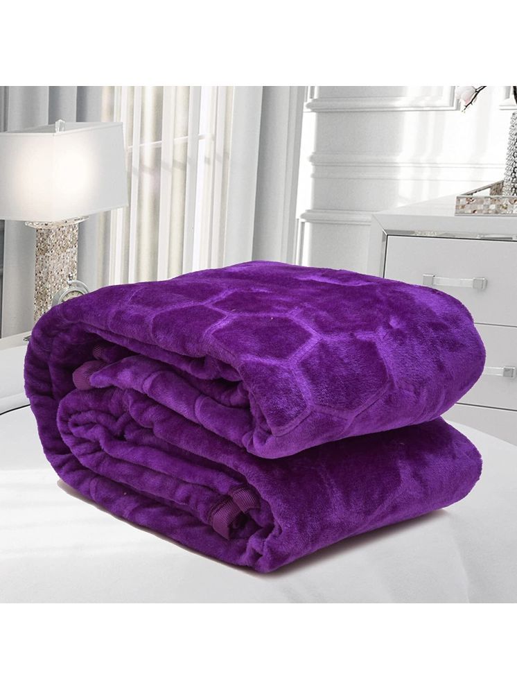     			FuzzyNest Polyester Geometric Double Bed Blanket ( 229 cm x 229 cm ) - Purple ( Pack of 1 )