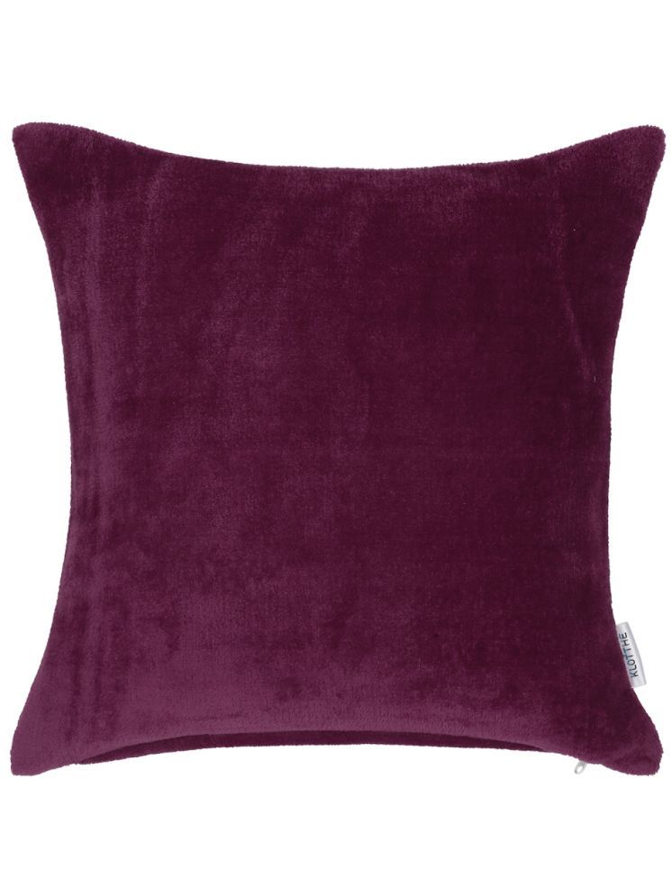     			Klotthe Set of 1 Woollen Solid Square Cushion Cover (40X40)cm - Maroon