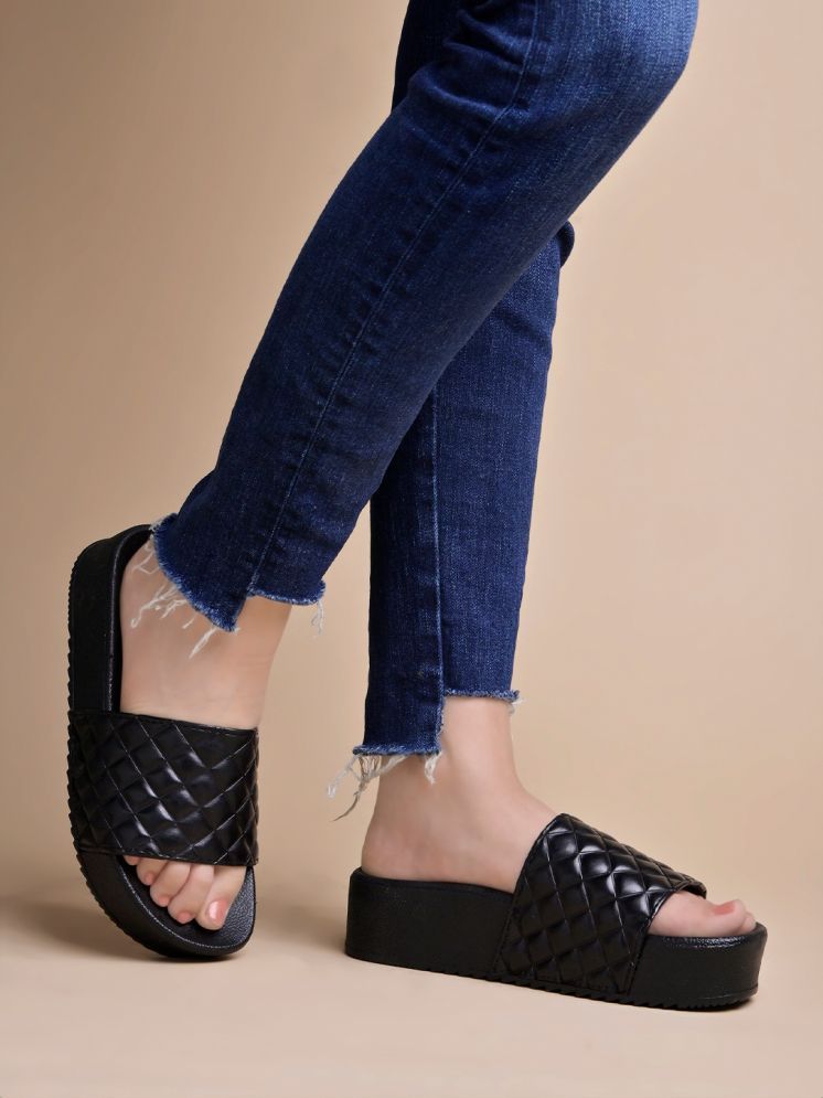     			Shoetopia Quilted Black Flatform Heels For Girls