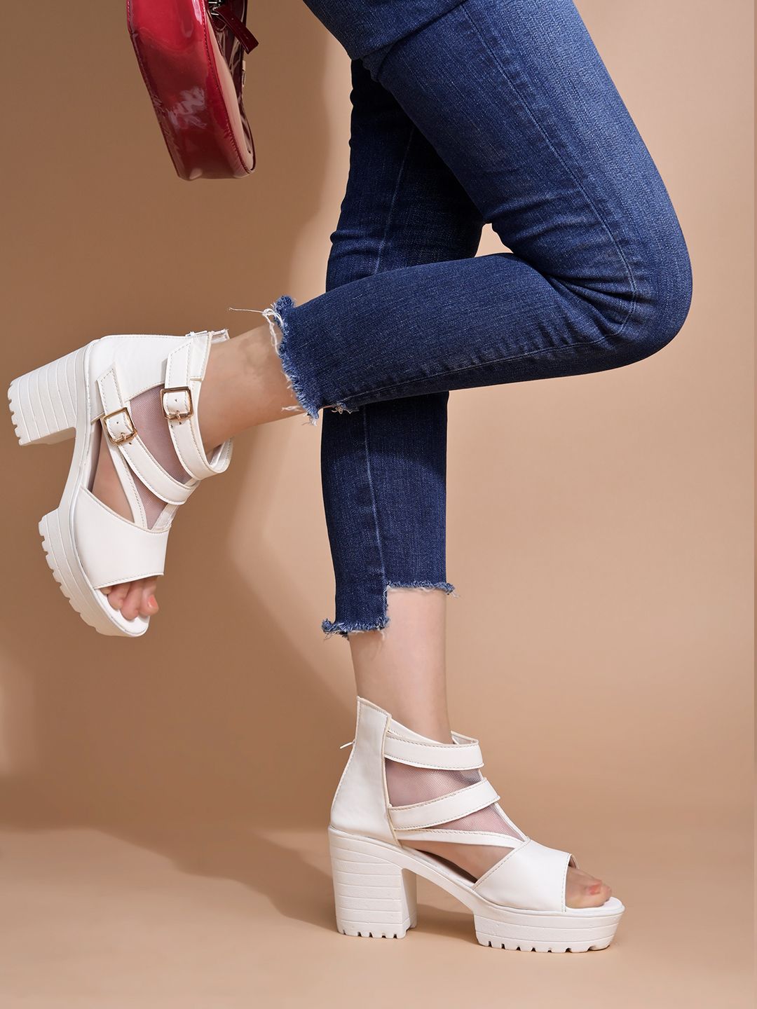     			Shoetopia Strappy White Heeled Sandals For Girls