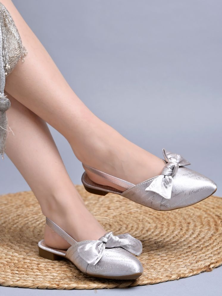     			Shoetopia Stylish Decor Bow Point Toe Slingback Cream Mules For Girls