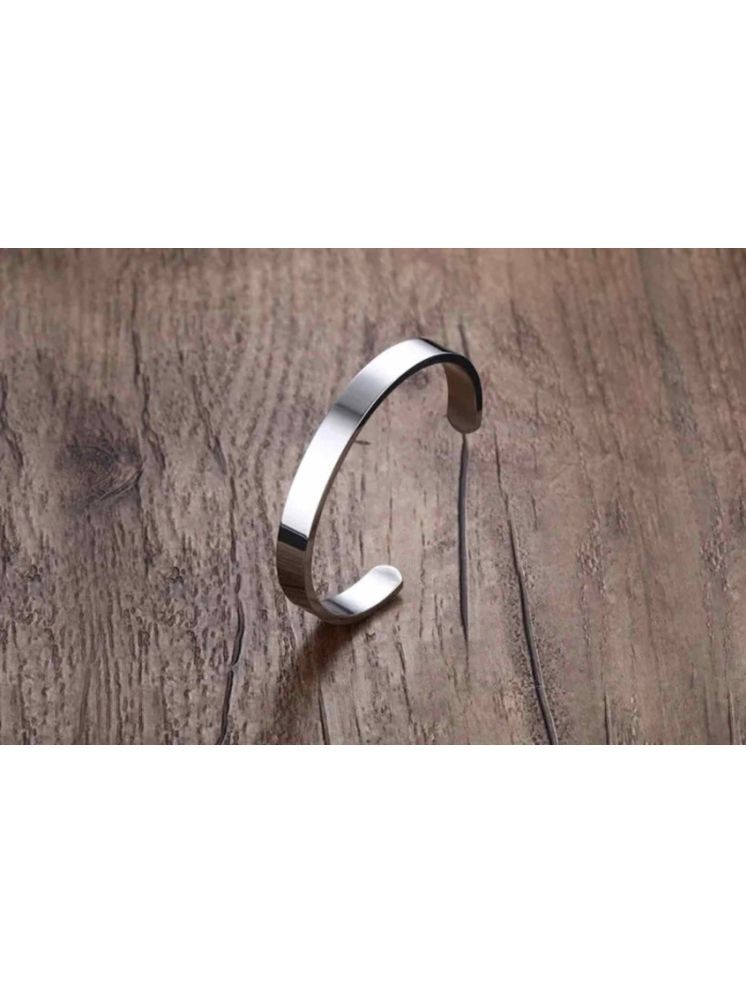     			Thrillz Silver Bracelet ( Pack of 1 )