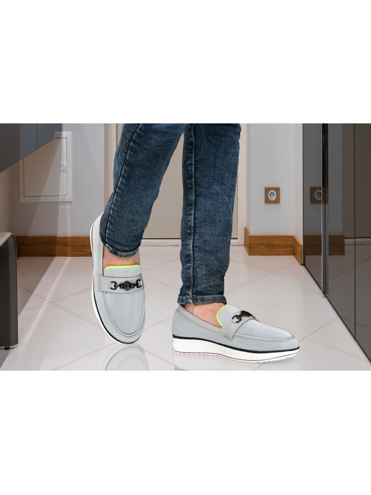     			BRAWO Casual Shoe for Men Grey Men's Sneakers