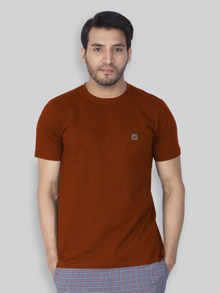     			Lux Nitro Cotton Blend Regular Fit Solid Half Sleeves Men's Round T-Shirt - Maroon ( Pack of 1 )